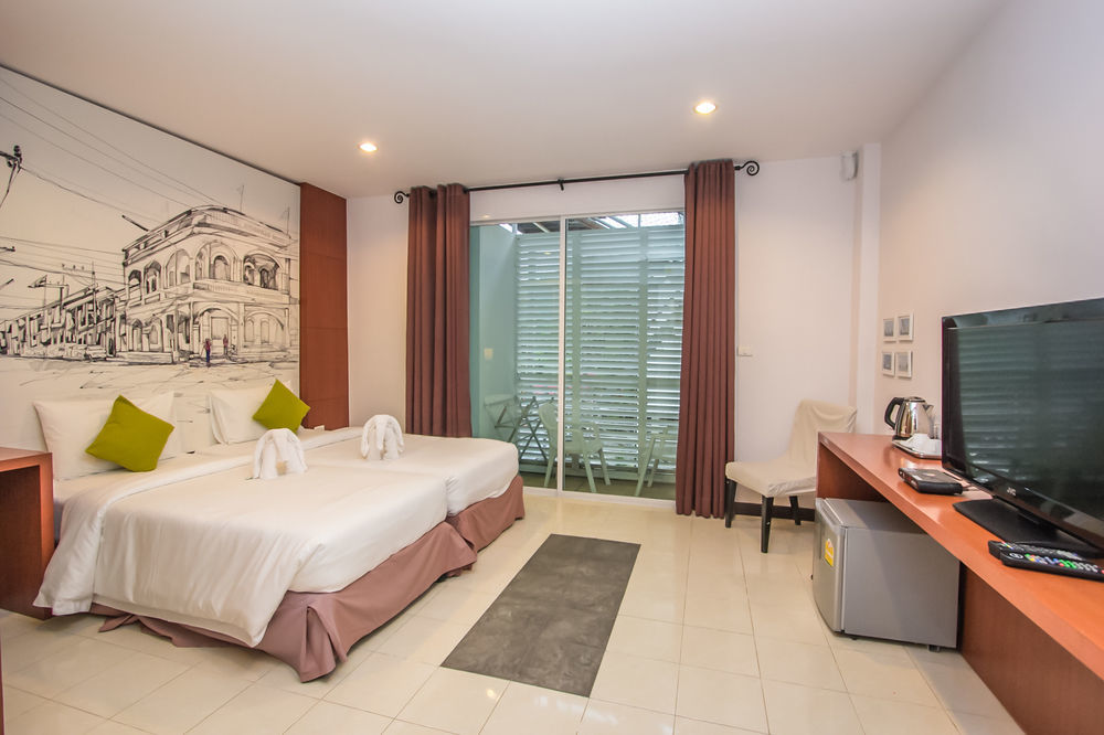 Sugar Ohana Poshtel Phuket Esterno foto